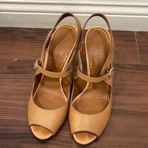 Very comfortable and cute